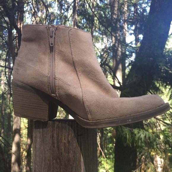 Tan Swede cloth fringed short  cowboy boots,HP25 - Picture 3 of 9